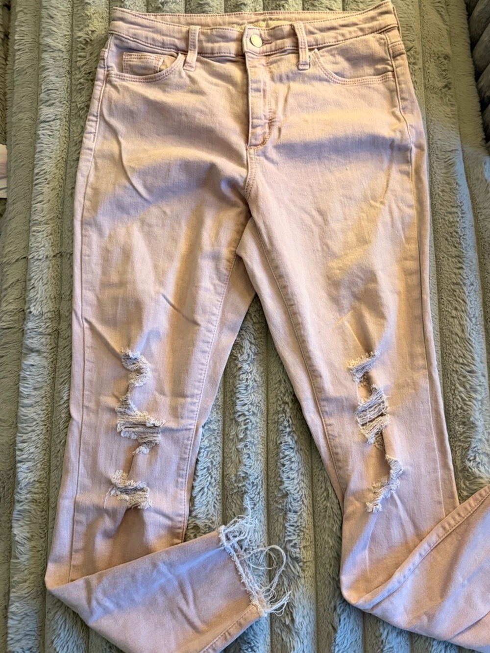 Universal Thread Light Pink Distressed Skinny Jeans | Sz 4